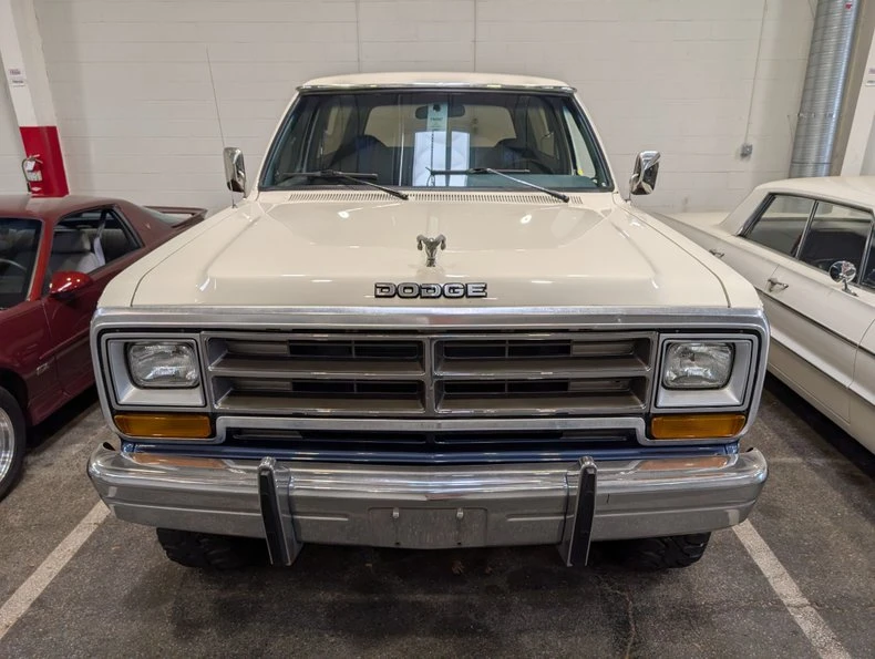 1987 Dodge Ramcharger - Image 2 of 15