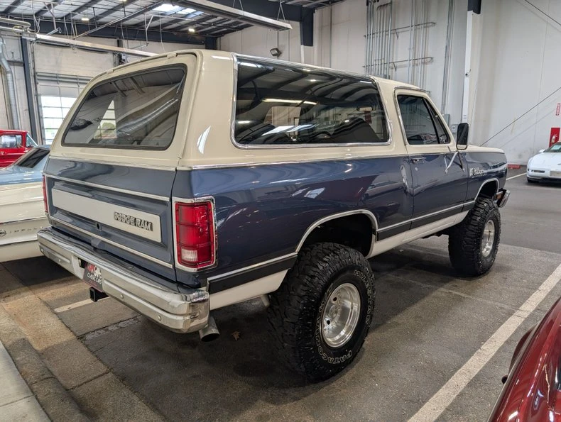 1987 Dodge Ramcharger - Image 4 of 15
