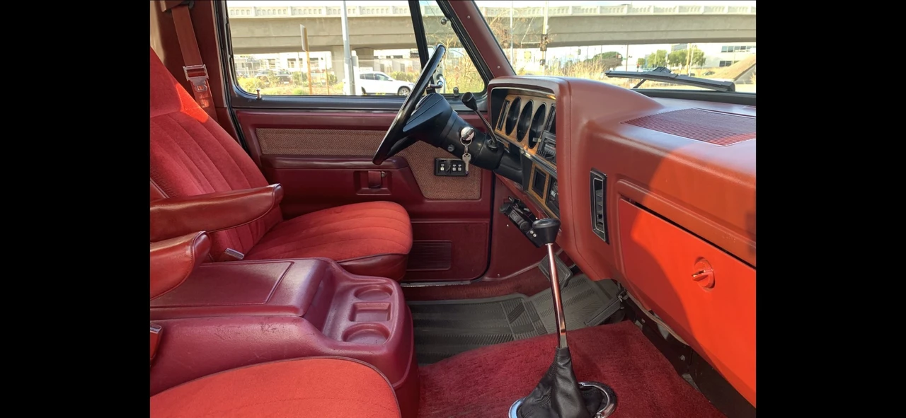 1987 Dodge Ramcharger - Image 12 of 31