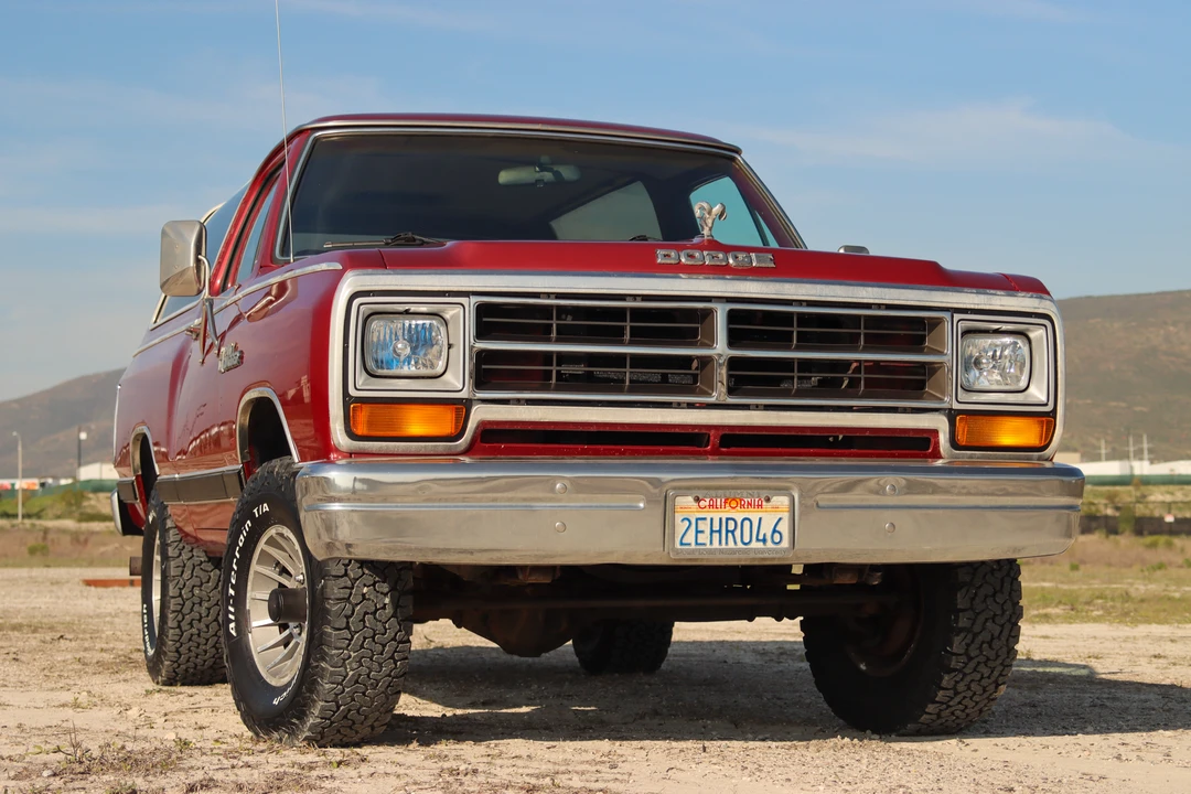 1987 Dodge Ramcharger - Image 5 of 31