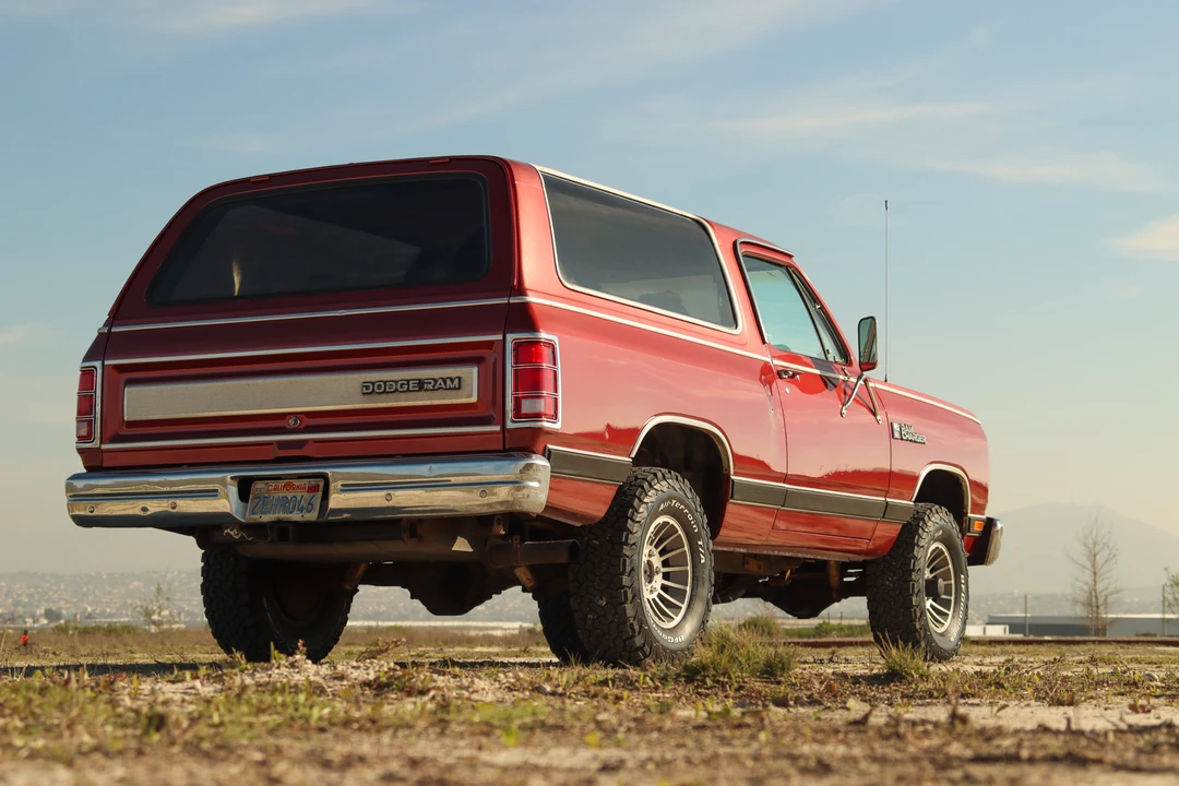 1987 Dodge Ramcharger - Image 15 of 31