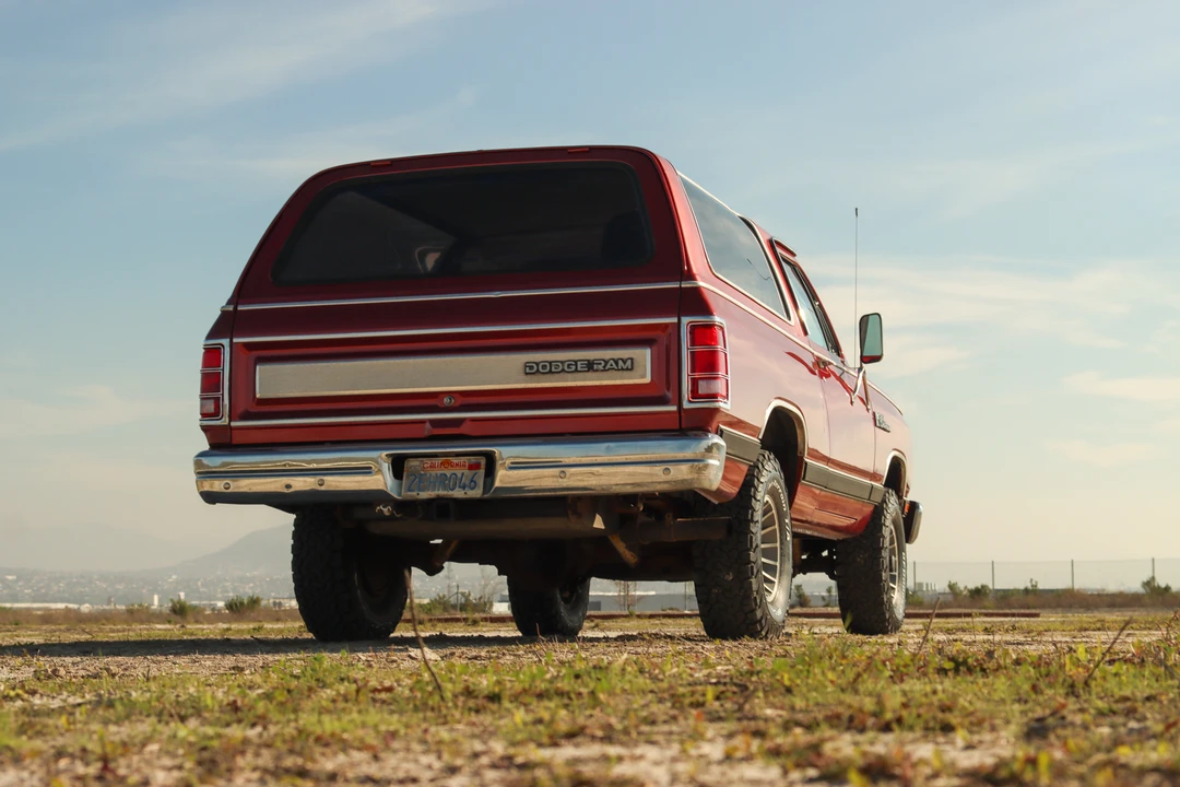 1987 Dodge Ramcharger - Image 18 of 31