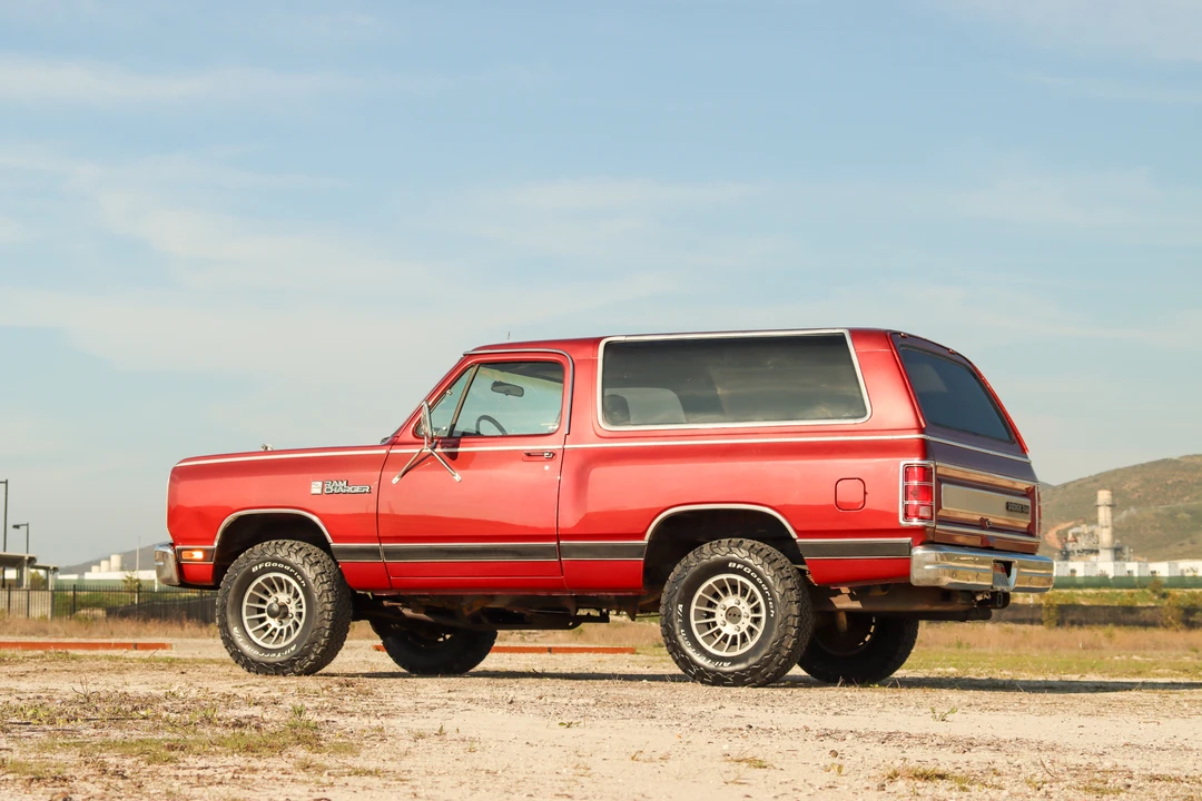1987 Dodge Ramcharger - Image 27 of 31