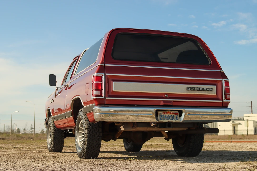 1987 Dodge Ramcharger - Image 23 of 31
