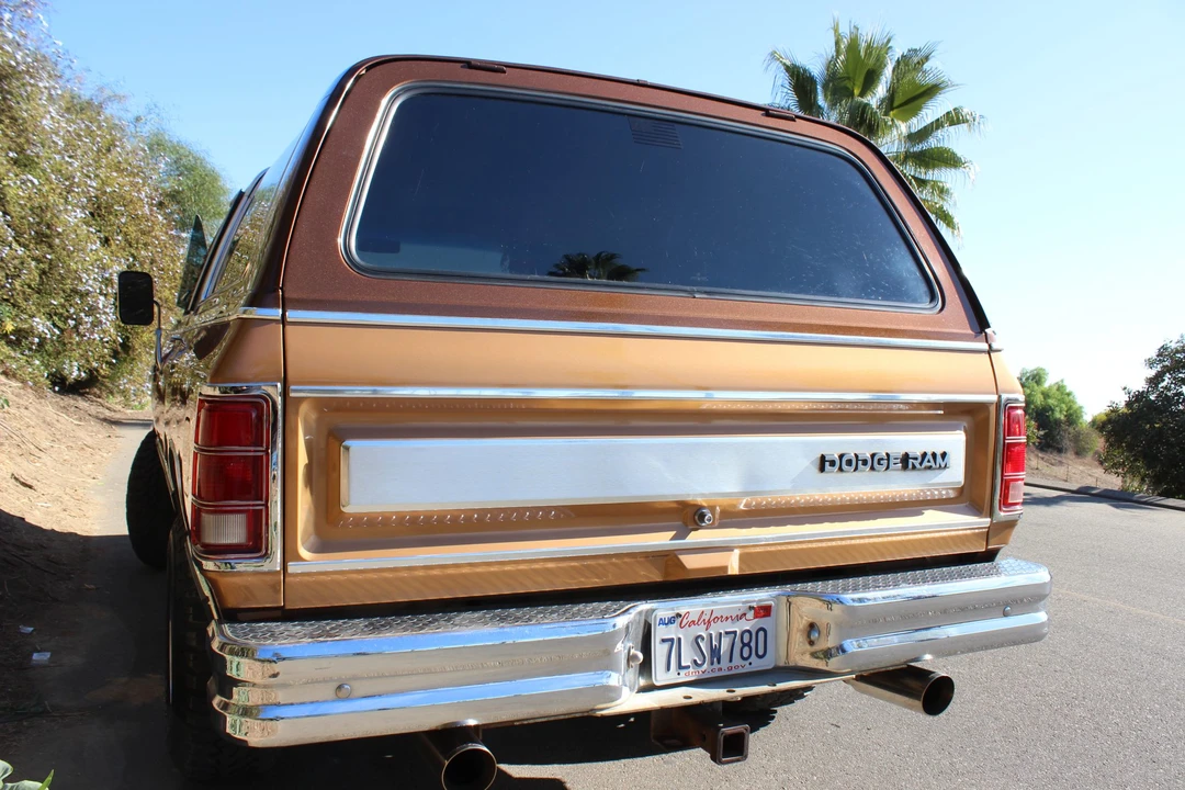 1987 Dodge Ramcharger - Image 6 of 31