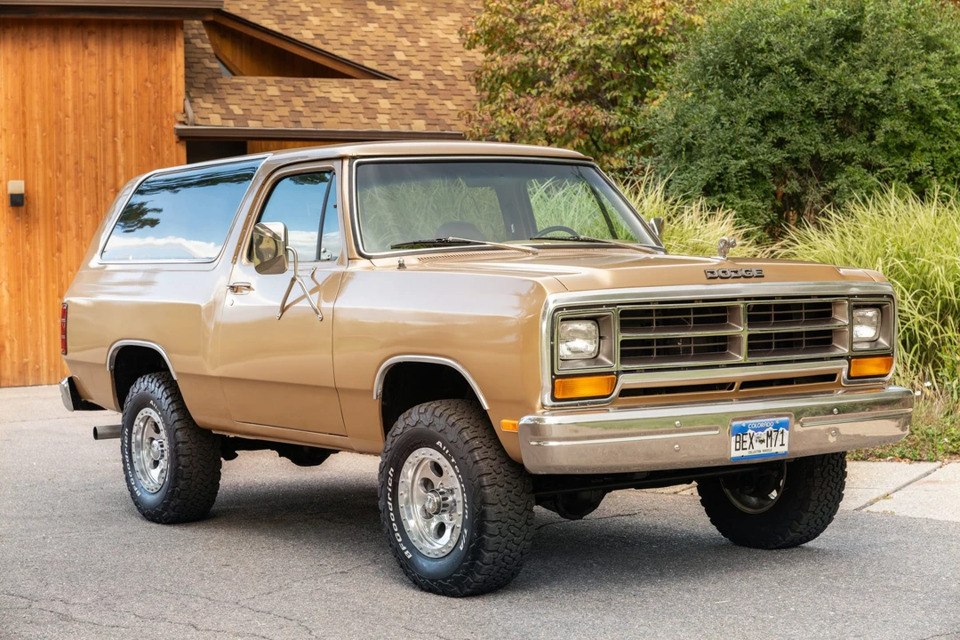 1987 Dodge Ramcharger - Image 6 of 31