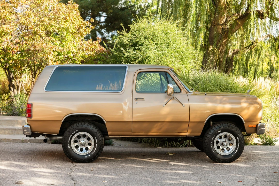 1987 Dodge Ramcharger - Image 7 of 31