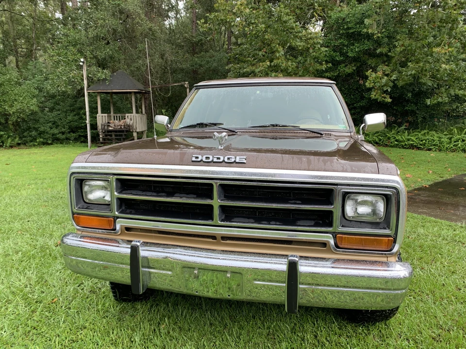 1987 Dodge Ramcharger - Image 8 of 31