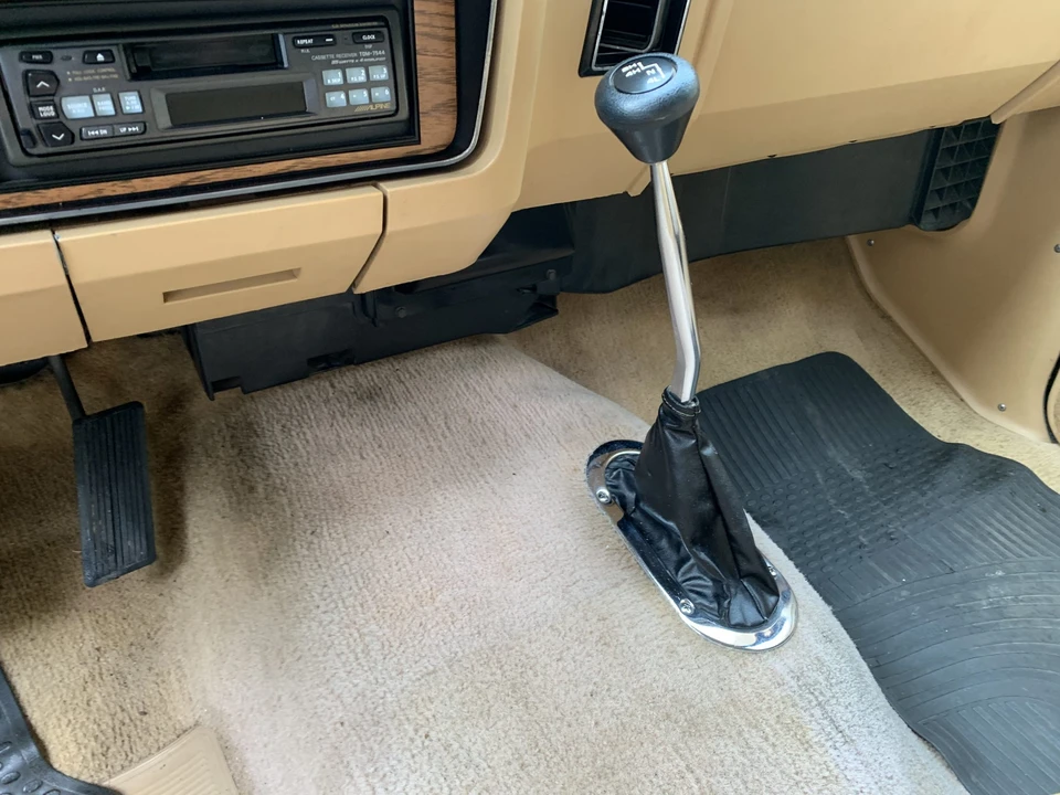 1987 Dodge Ramcharger - Image 30 of 31
