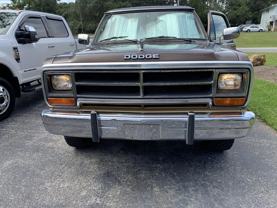 1987 Dodge Ramcharger - Image 10 of 31