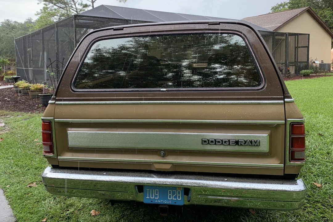 1987 Dodge Ramcharger - Image 5 of 31
