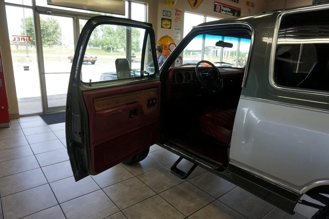 1987 Dodge Ramcharger - Image 19 of 31