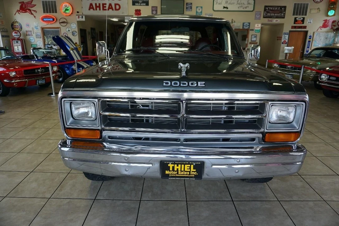 1987 Dodge Ramcharger - Image 10 of 31