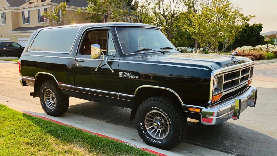 1987 Dodge Ramcharger - Image 6 of 20
