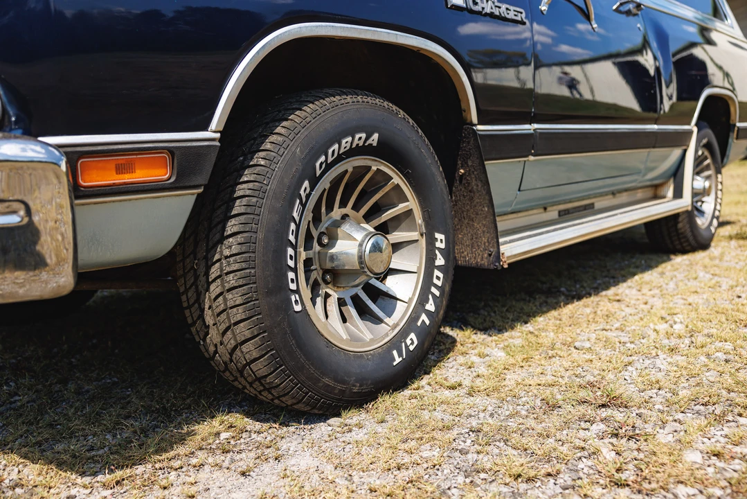 1987 Dodge Ramcharger - Image 20 of 31