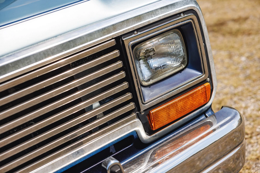 1987 Dodge Ramcharger - Image 12 of 31