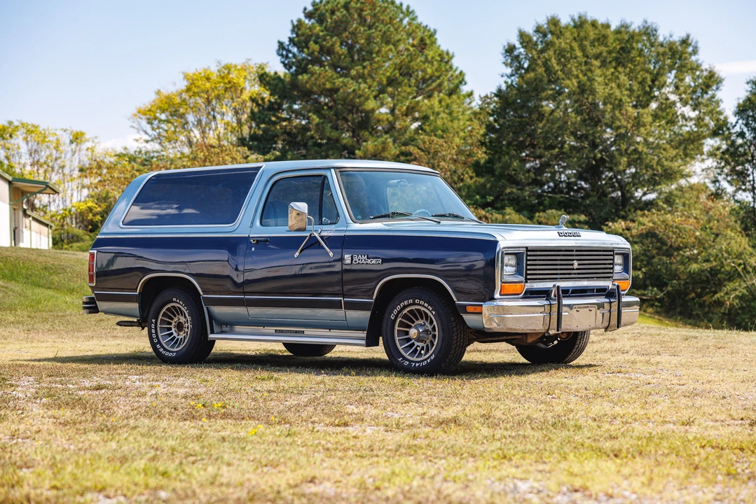 1987 Dodge Ramcharger - Image 4 of 31