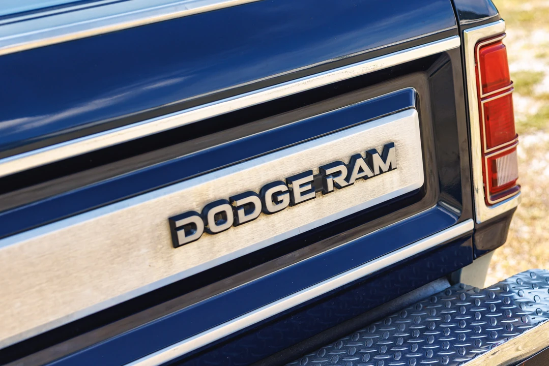 1987 Dodge Ramcharger - Image 30 of 31