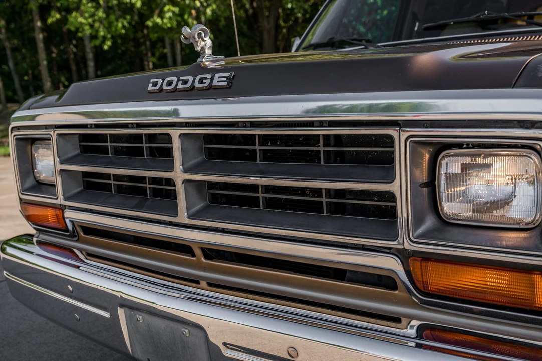 1987 Dodge Ramcharger - Image 14 of 31