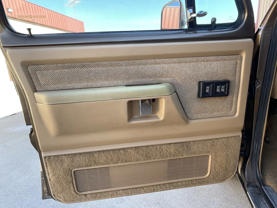 1987 Dodge Ramcharger - Image 19 of 31