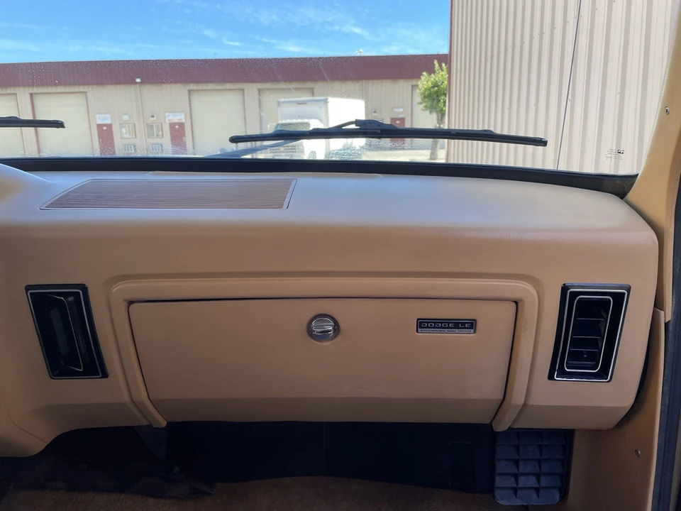 1987 Dodge Ramcharger - Image 25 of 31