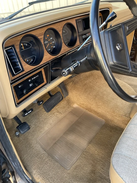 1987 Dodge Ramcharger - Image 27 of 31