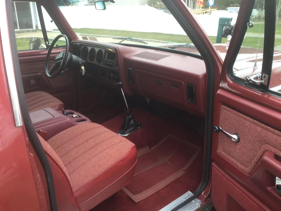 1987 Dodge Ramcharger - Image 30 of 31