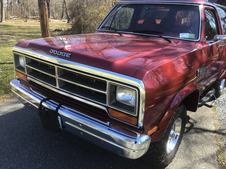1987 Dodge Ramcharger - Image 11 of 31