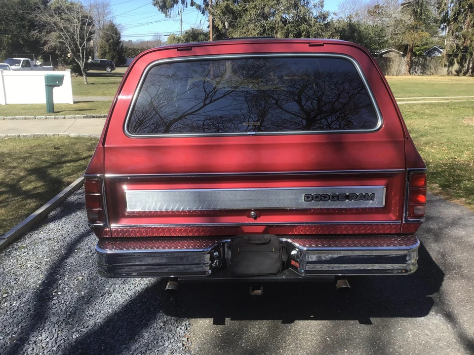 1987 Dodge Ramcharger - Image 7 of 31