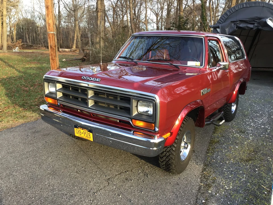 1987 Dodge Ramcharger - Image 2 of 31