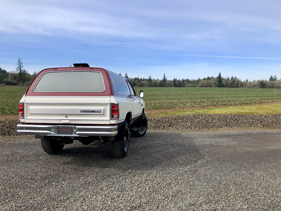 1987 Dodge Ramcharger - Image 10 of 31