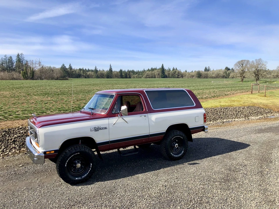 1987 Dodge Ramcharger - Image 2 of 31