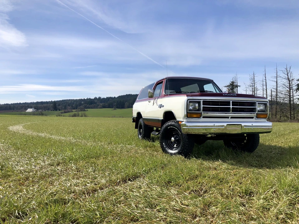 1987 Dodge Ramcharger - Image 24 of 31