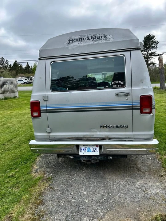 1987 Dodge Ram Van - Image 2 of 10