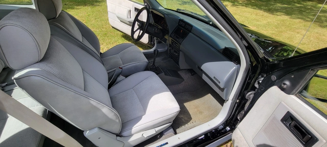 1987 Dodge Shadow - Image 15 of 21