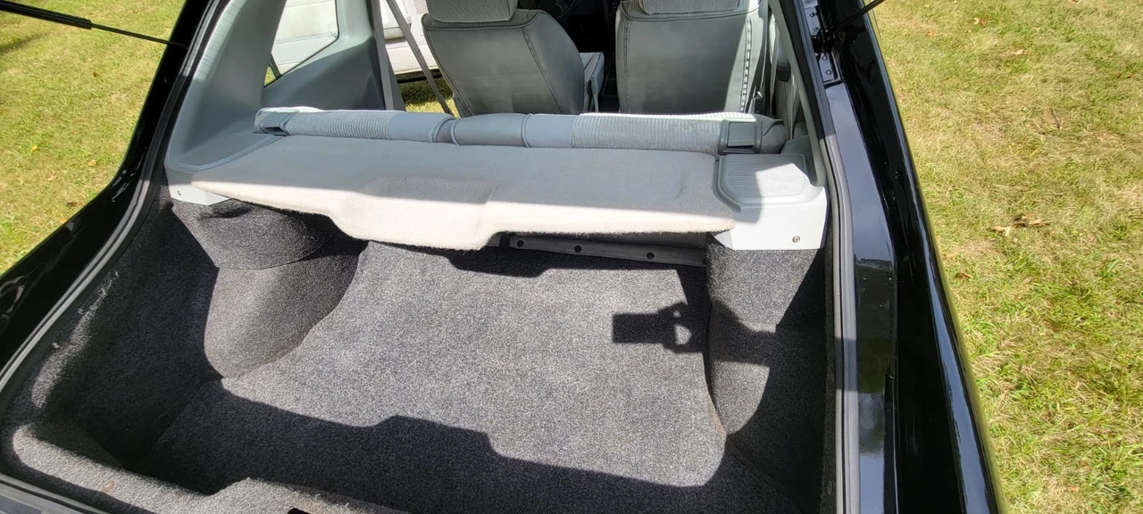 1987 Dodge Shadow - Image 19 of 21
