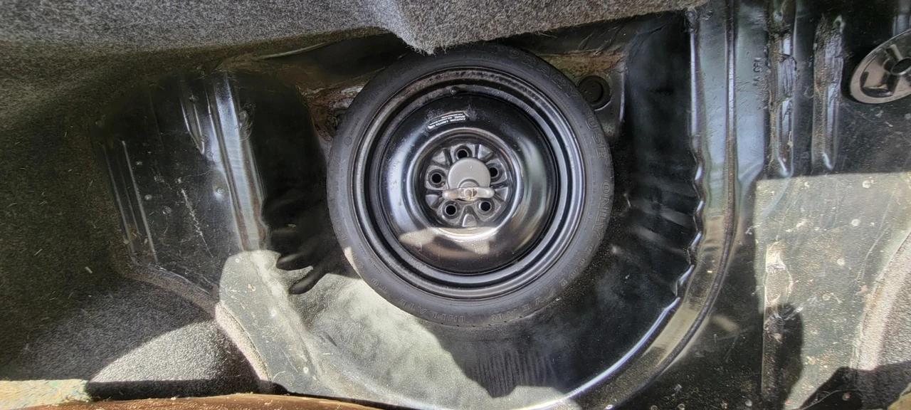1987 Dodge Shadow - Image 21 of 21