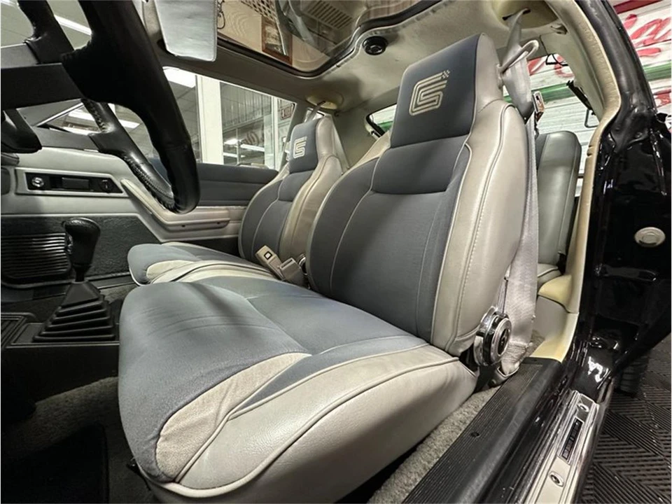 1987 Dodge Shelby CSX - Image 19 of 31