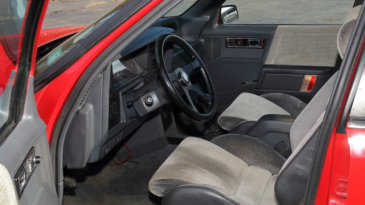 1987 Dodge Shelby Lancer - Image 4 of 24