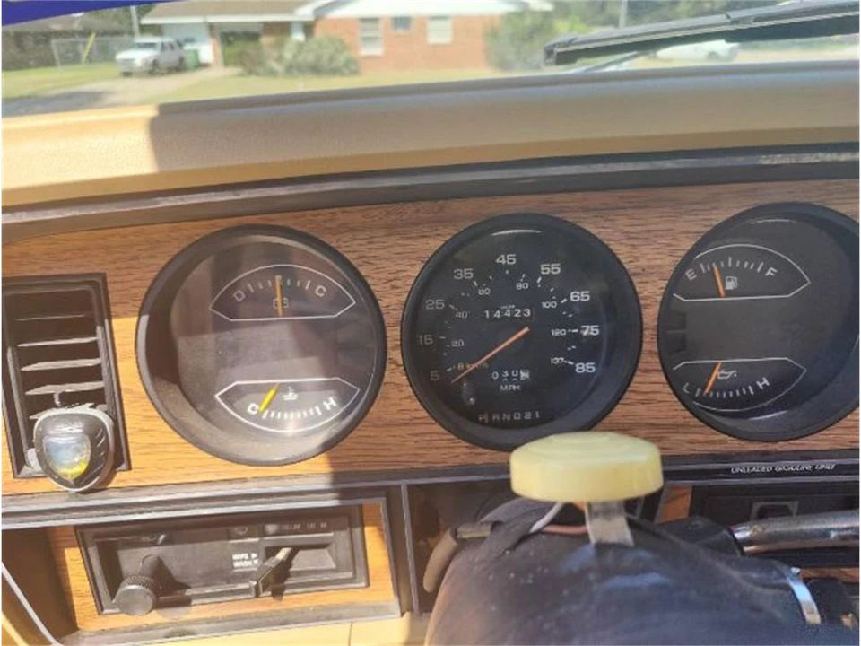 1987 Dodge D Series - Image 10 of 25