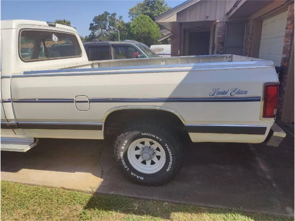 1987 Dodge D Series - Image 19 of 25