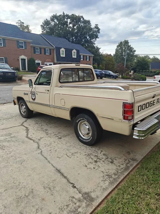 1987 Dodge Ram 1st Gen - Image 5 of 6