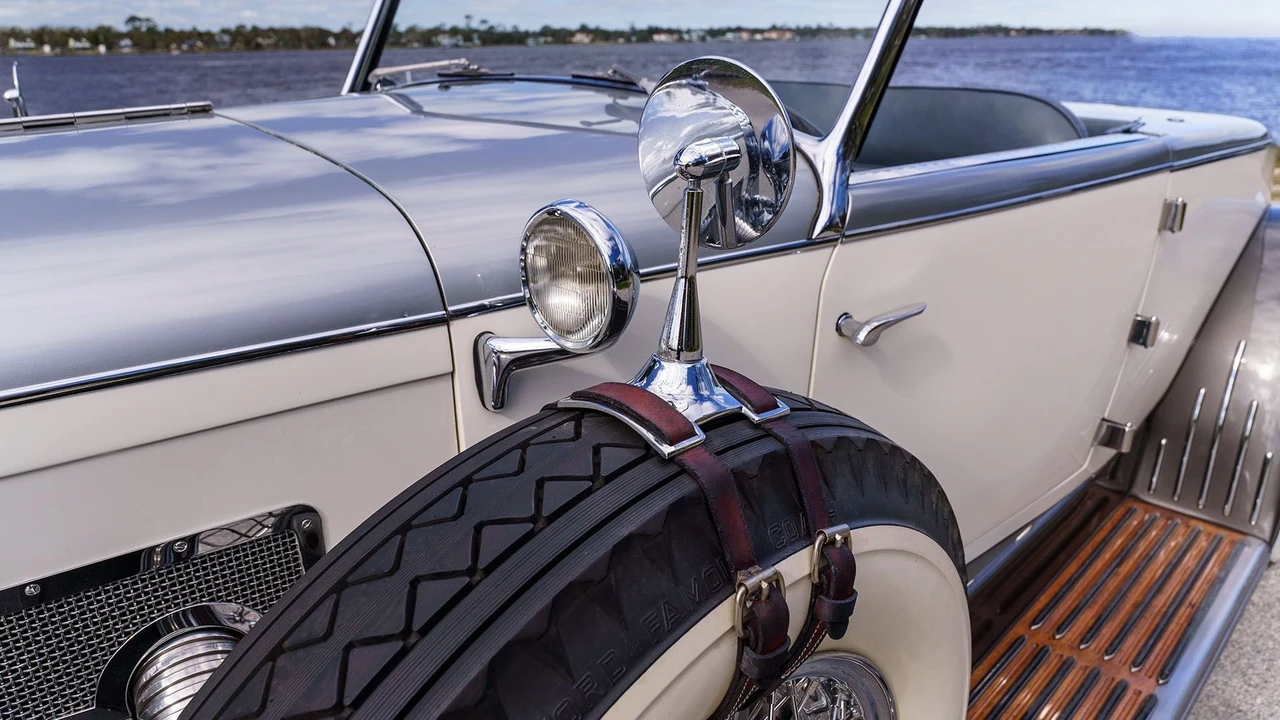1987 Duesenberg Model J - Image 27 of 31