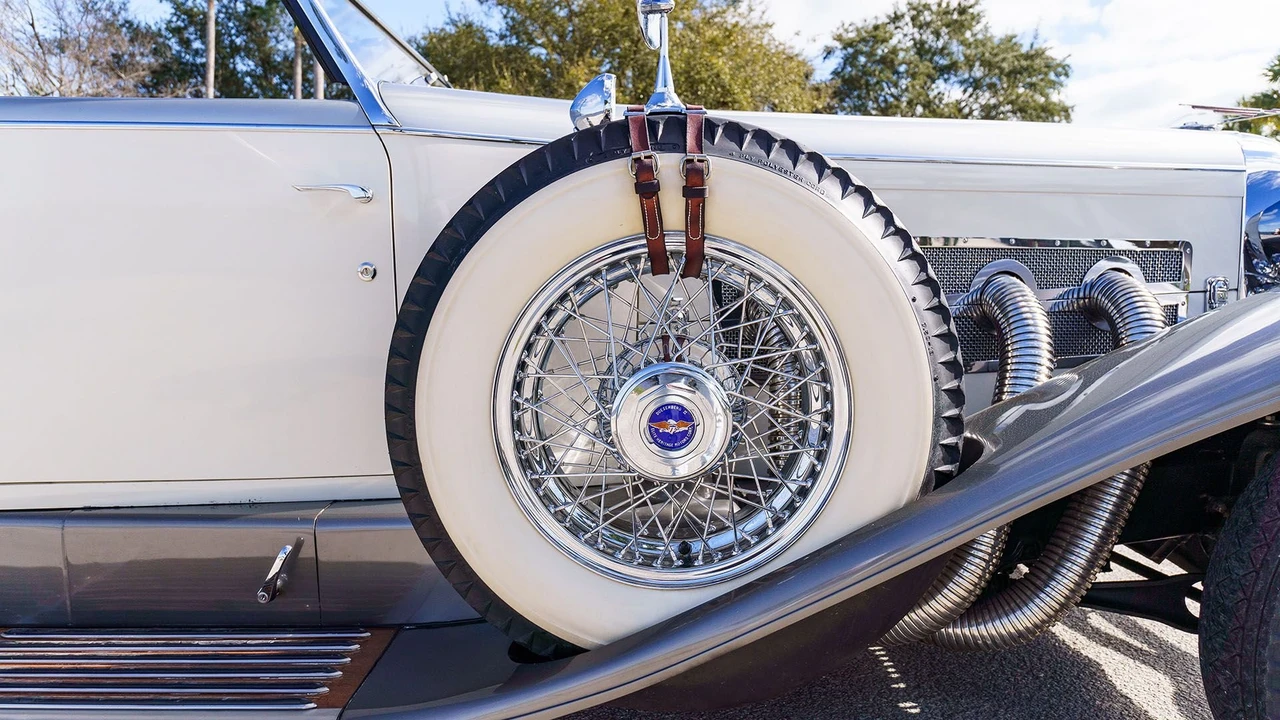 1987 Duesenberg Model J - Image 26 of 31