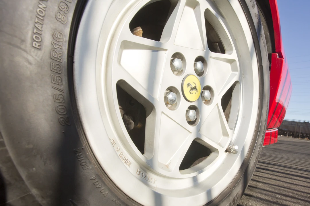 1987 Ferrari 328 GTS - Image 15 of 30