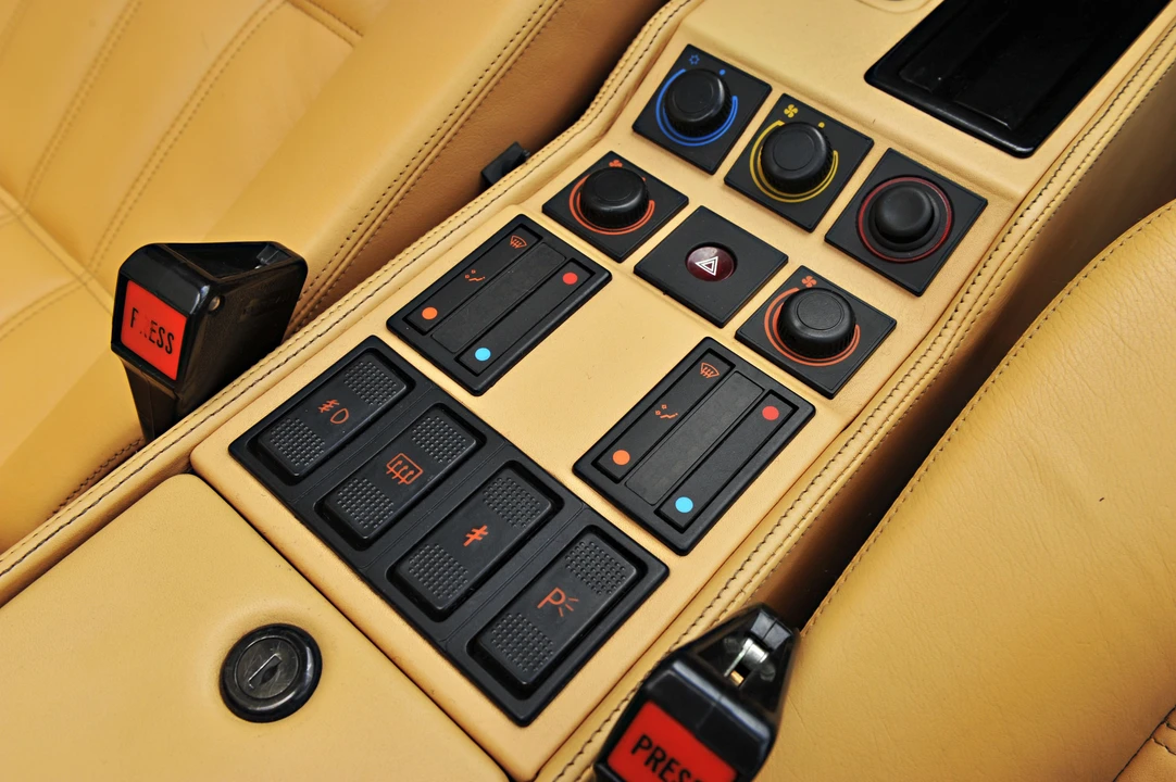 1987 Ferrari 328 GTS - Image 18 of 31