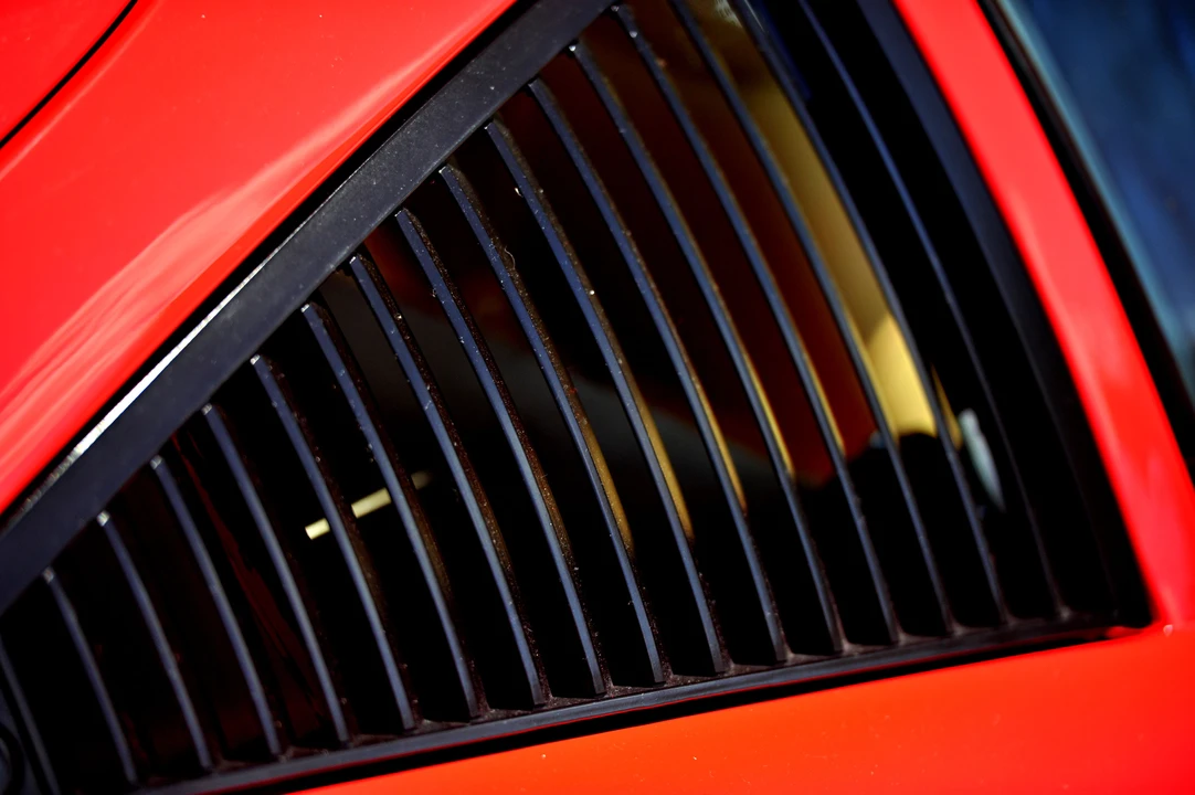 1987 Ferrari 328 GTS - Image 3 of 31