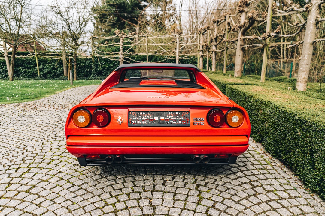 1987 Ferrari 328 GTS - Image 14 of 31