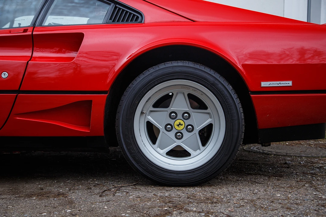 1987 Ferrari 308 - Image 25 of 31