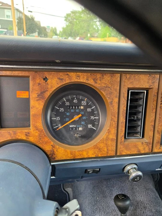 1987 Ford Bronco II - Image 10 of 12